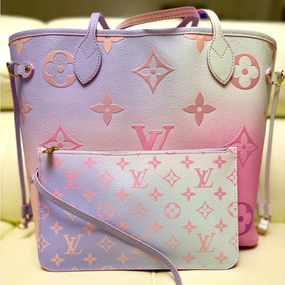 Louis Vuitton Neverfull in Sunrise pastel